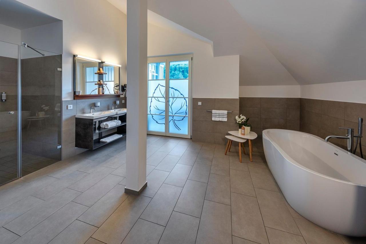 Seehotel Villa Linde ボートマン・ルートヴィヒスハーフェン エクステリア 写真