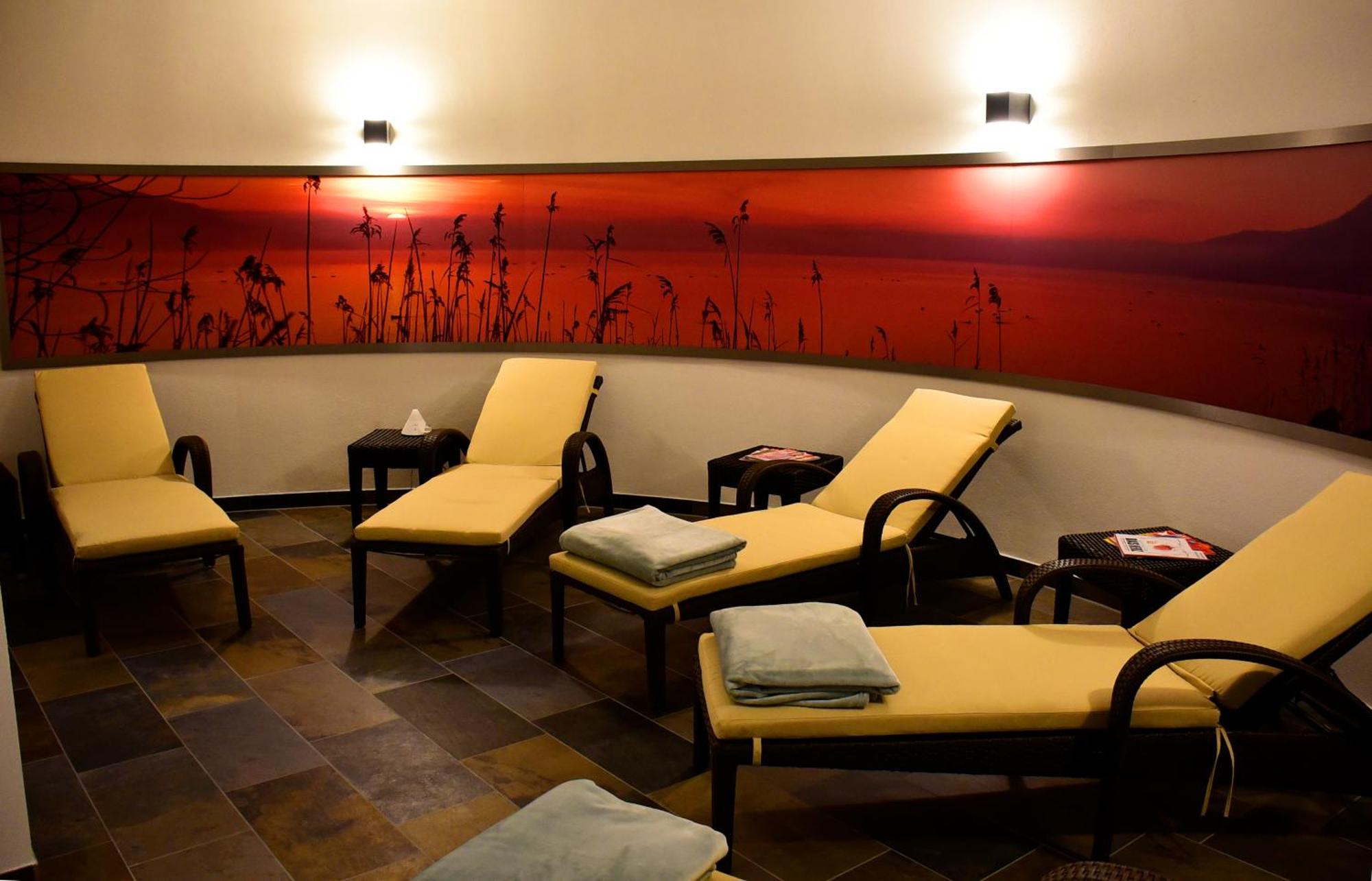 Seehotel Villa Linde ボートマン・ルートヴィヒスハーフェン エクステリア 写真