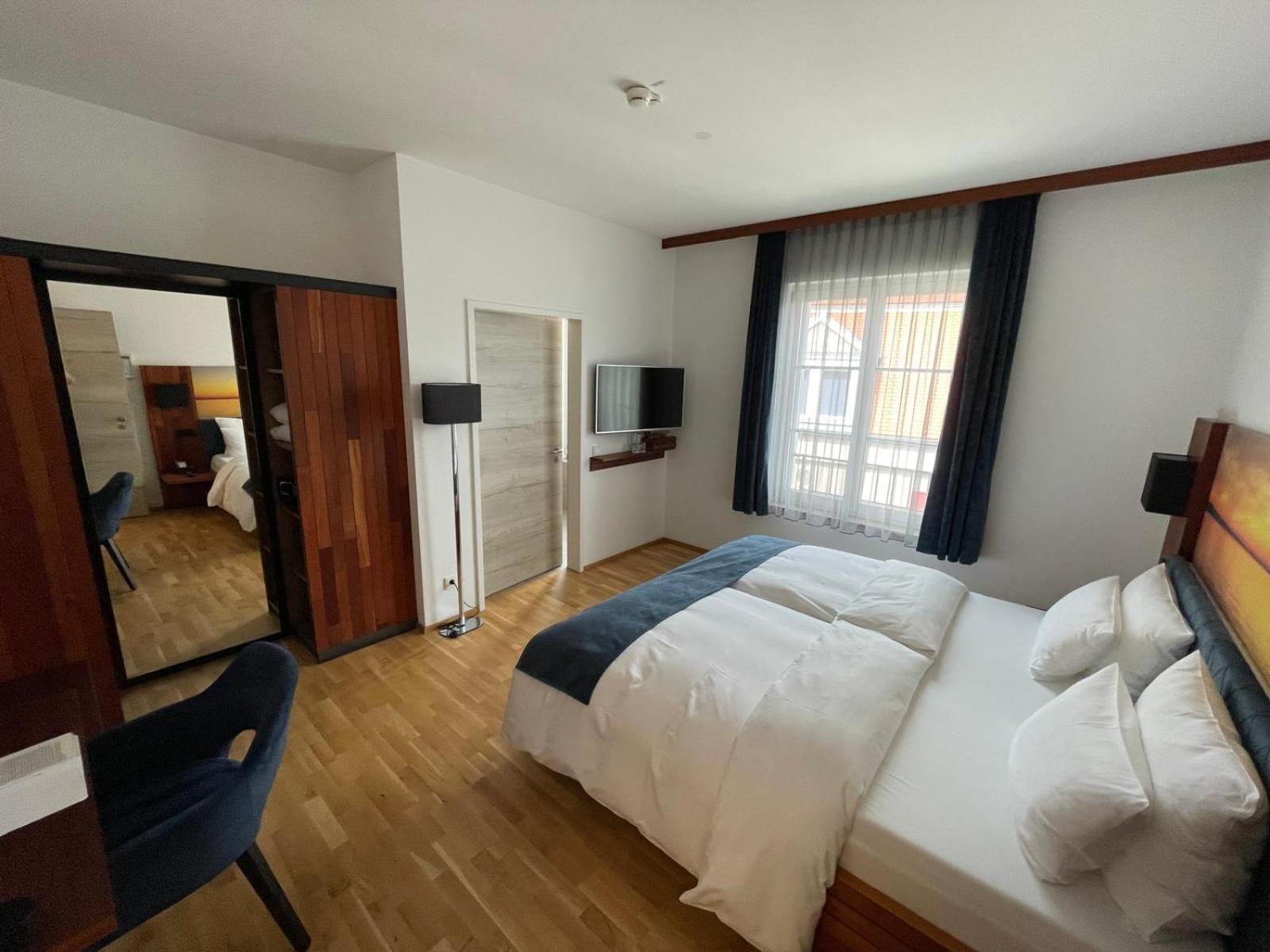 Seehotel Villa Linde ボートマン・ルートヴィヒスハーフェン エクステリア 写真